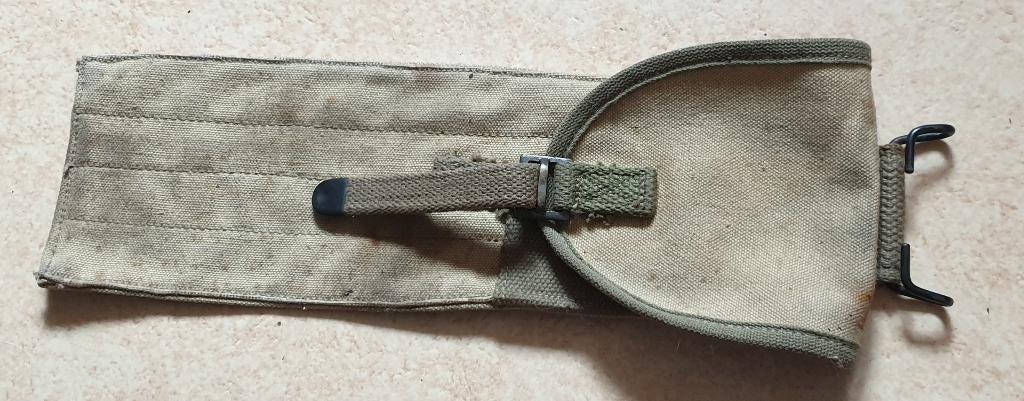 US WWII-hoes – Reinigingsstokdoos M1 (1943), Verzamelen, Militaria | Algemeen, Overige soorten, Verzenden