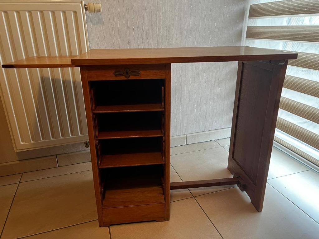 Bureau enfant, Enlèvement, Comme neuf