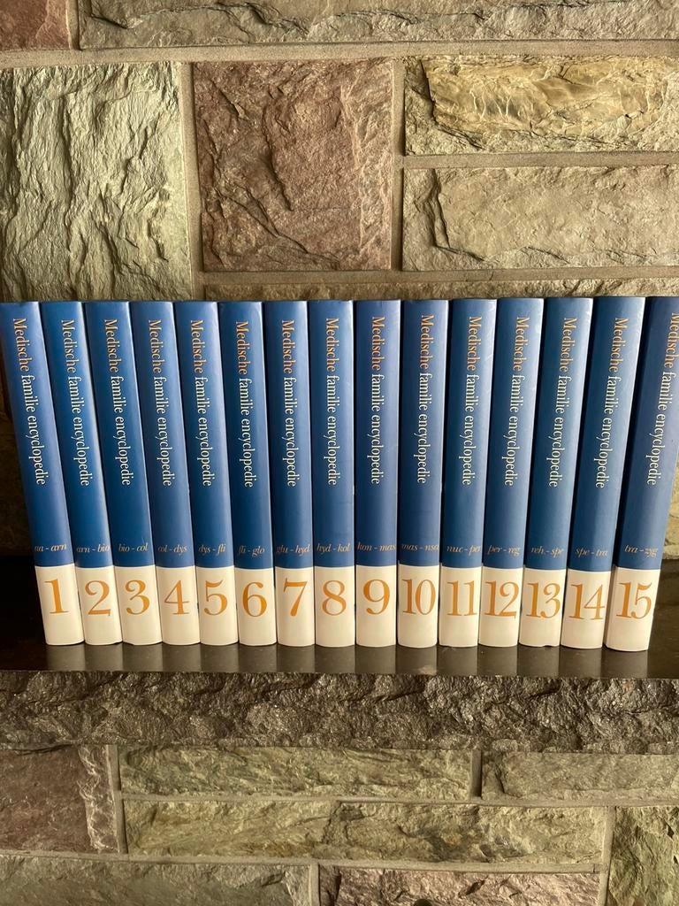 15 Medische encyclopedieën HLN 2007, Ophalen, Zo goed als nieuw