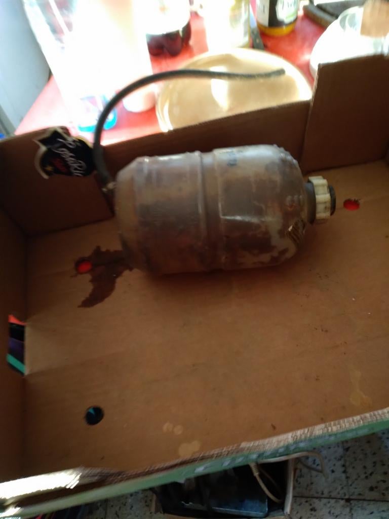 Réservoir de liquide de refroidissement Renault Super 5, Autos : Pièces & Accessoires, Moteurs & Accessoires, Enlèvement ou Envoi