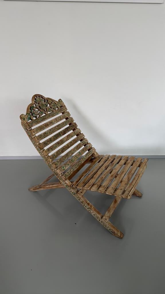 Mooie houten handgesneden vouwstoel – vintage / decoratief, Tuin en Terras, Ligbedden, Gebruikt, Inklapbaar, Ophalen