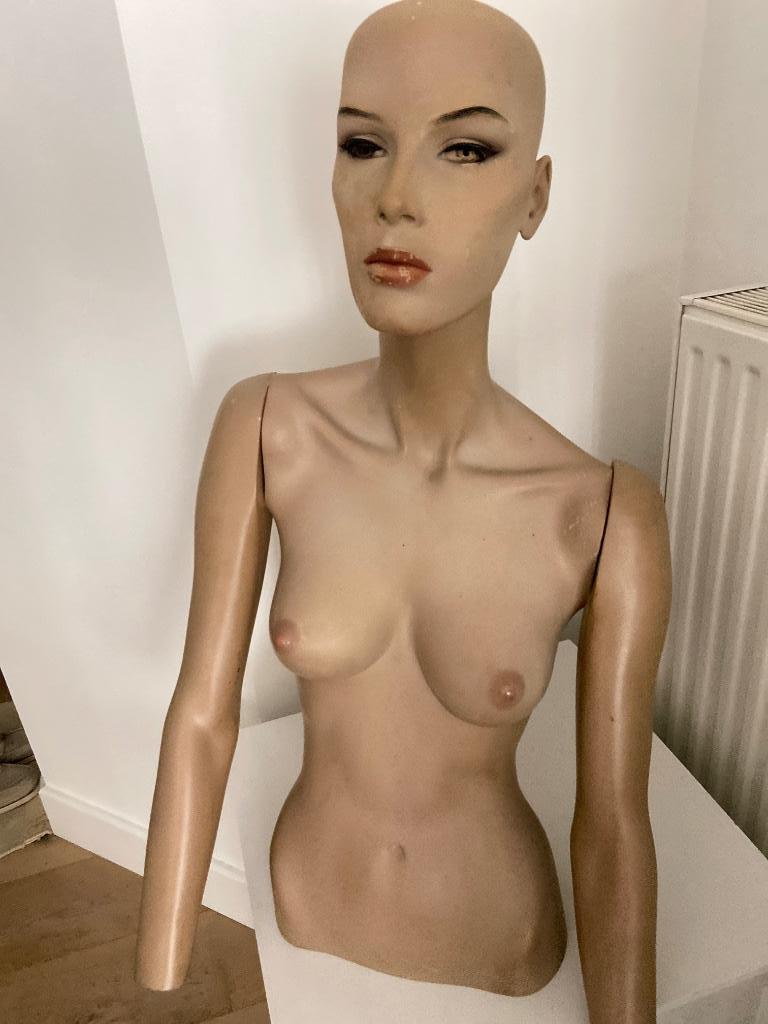 Vintage etalagepop , paspop, Ophalen