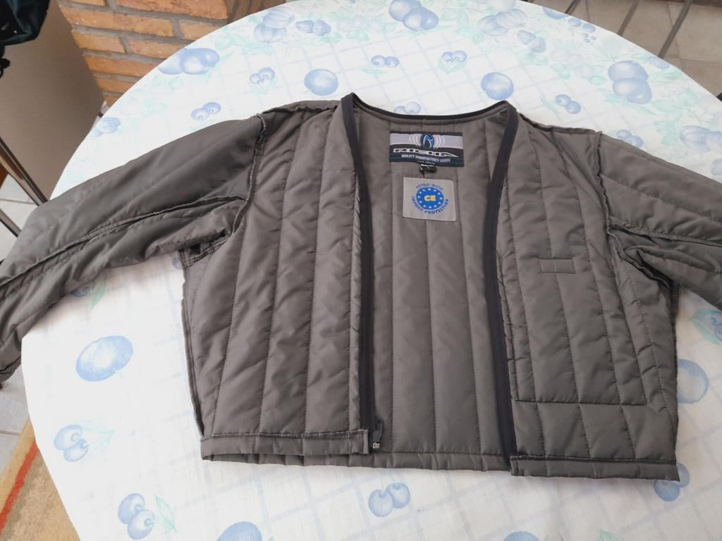 Binnenjas binnenvest inritsbaar motorkleding Richa, Ophalen