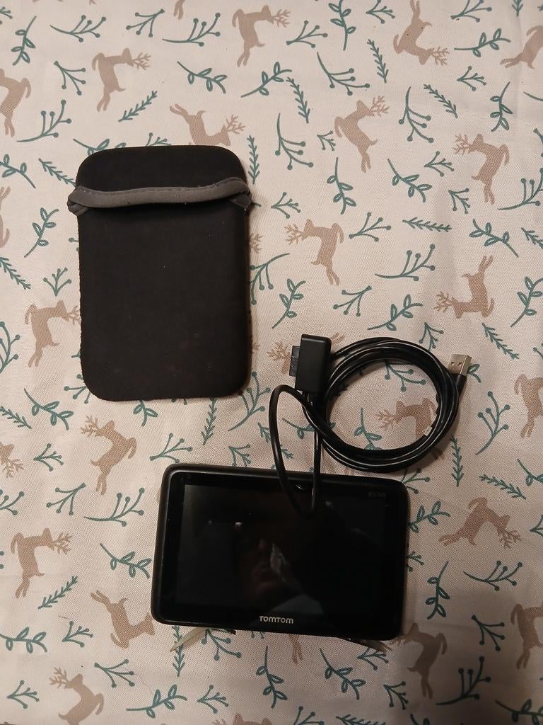 Tomtom gps gratis maar defect model 4CR52, Ophalen of Verzenden