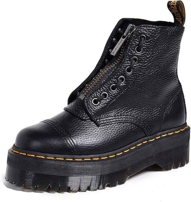 Dr. Martens airwair 37 dames nooit gedragen, Kleding | Dames, Ophalen, Zwart, Nieuw, Wandelschoenen