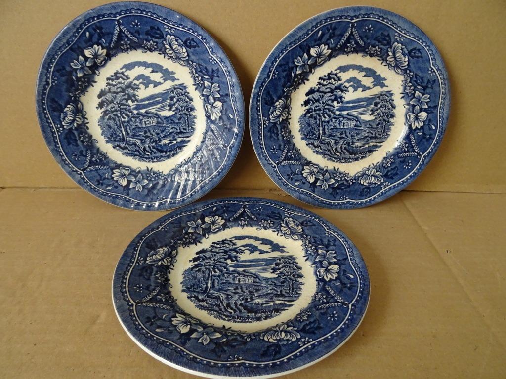 Assiettes à gâteau anciennes Old castle by Barrats assiettes, Enlèvement ou Envoi