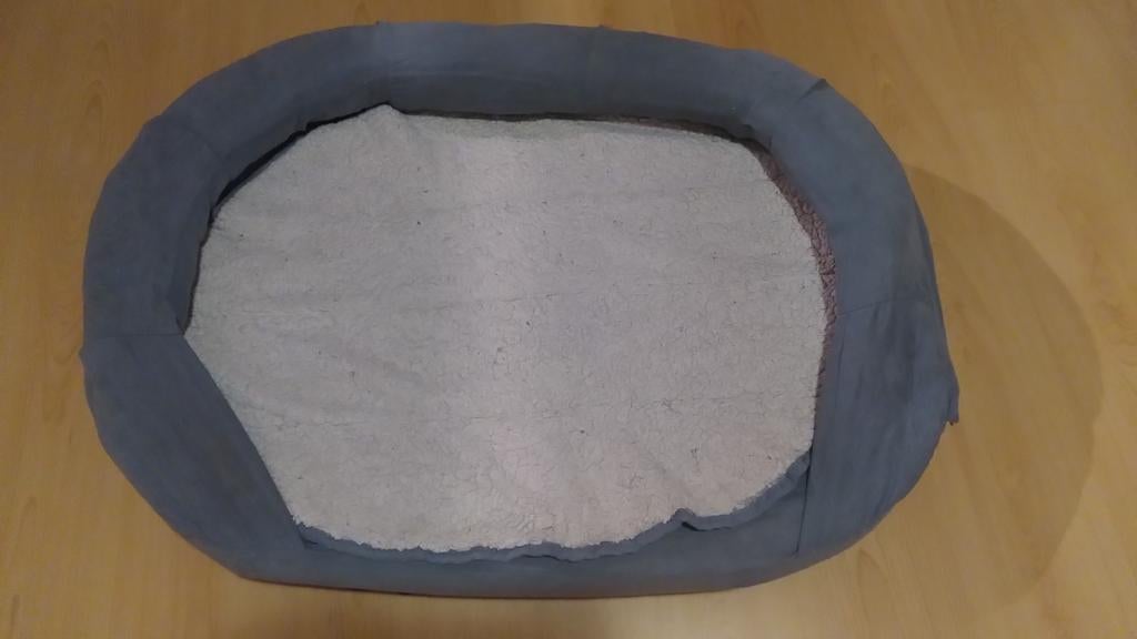 Groot hondenkussen, Ophalen