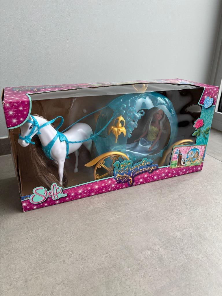 NIEUW Prinses met paard en koets, Kinderen en Baby's, Speelgoed | Poppen, Ophalen of Verzenden, Nieuw, Barbie