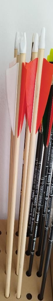 Flèche d'arc  bois 40/45lb couper a 75 cm soit 29 pouces, Caravanes & Camping, Enlèvement ou Envoi, Neuf