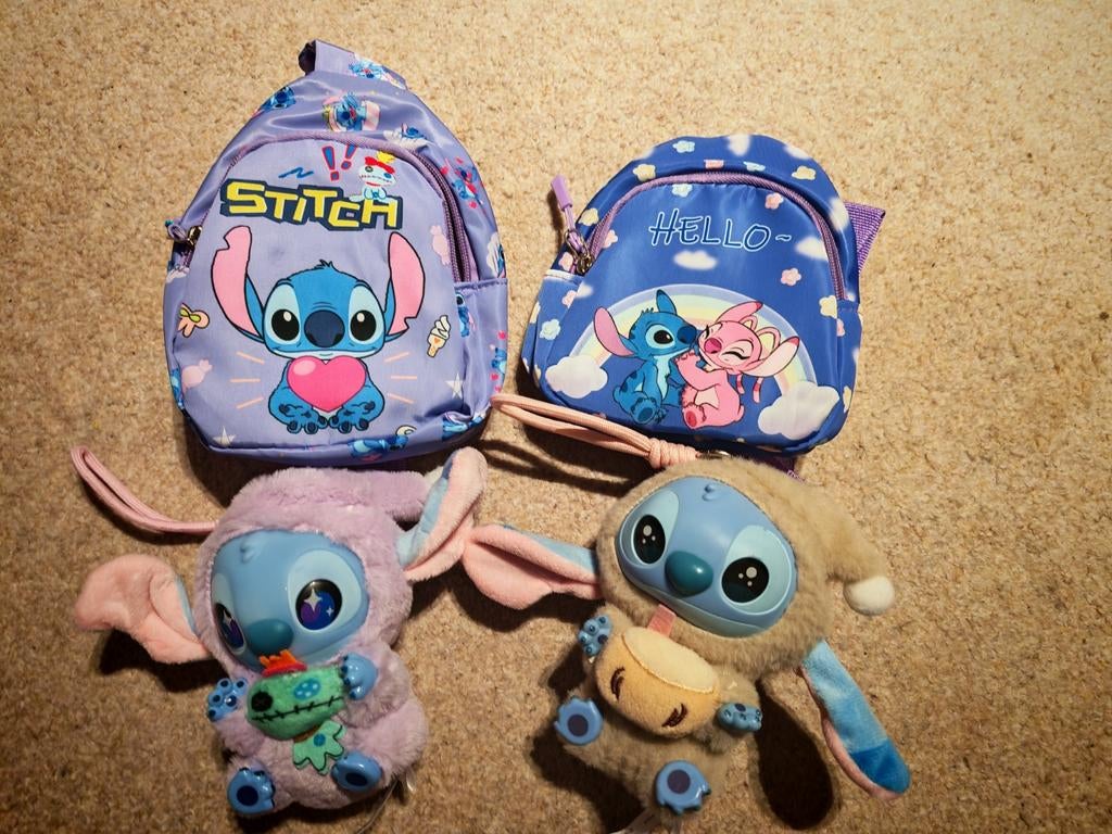 Stitch labubu avec sac à dos, Enfants & Bébés, Enlèvement ou Envoi