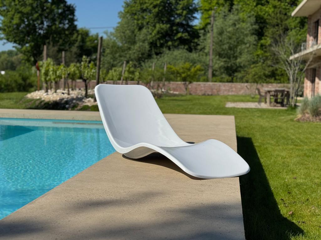 Design ligbedden geïnspireerd op Charles Zublena (set van 2), Tuin en Terras, Ophalen, Zo goed als nieuw