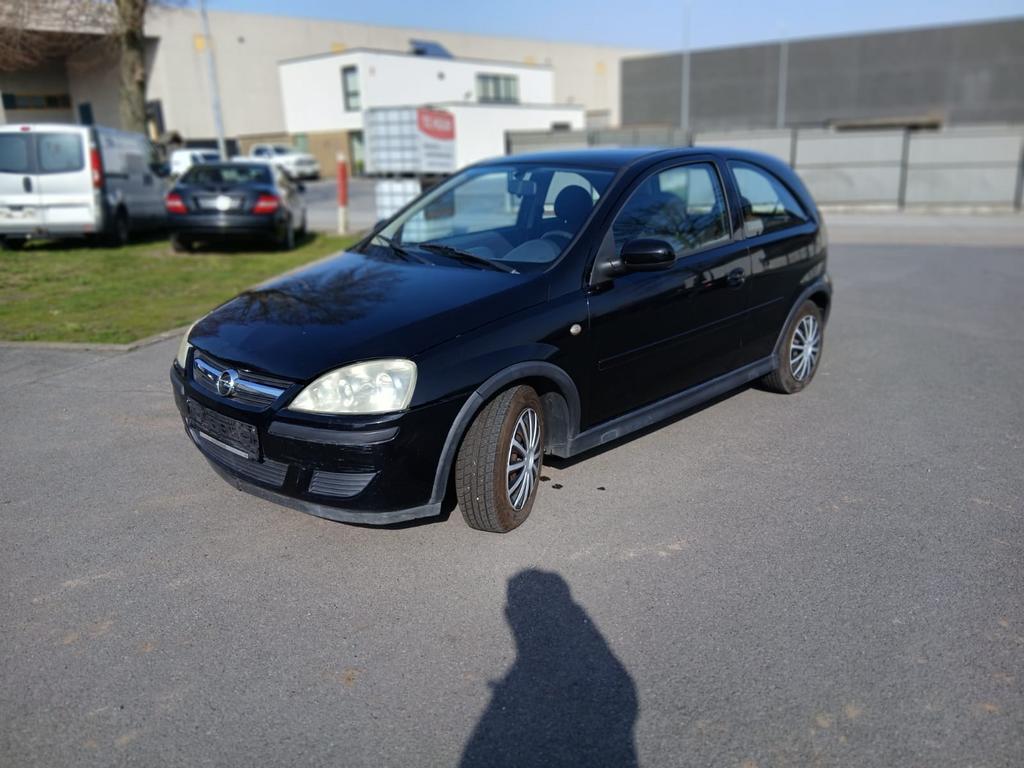 Te koop Opel Corsa 1.2 benzine een jaar 2005 km 116.000, Auto's, Zwart, Xenon verlichting, Grijs, Particulier