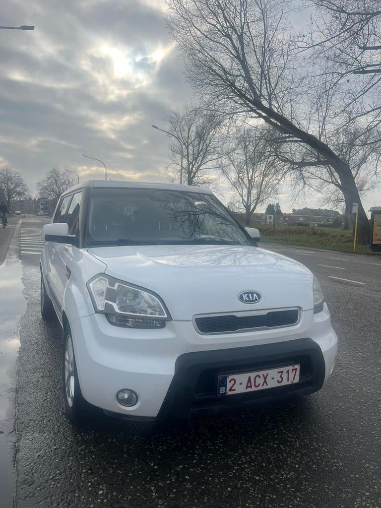 Kia Soul - 2011 - 195500KM - 1.6 Diesel, Auto's, Stof, Zwart, Wit, 5 deurs