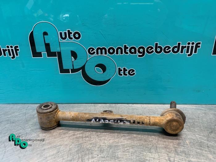 Bras de suspension arrière droit d'un Lexus IS 200 (IS 200, -, 3 mois de garantie, Lexus, Utilisé