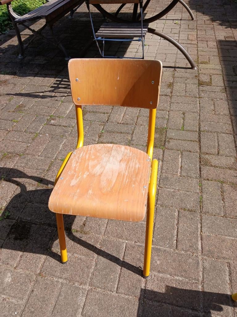 Schoolstoelen vintage 4, Ophalen
