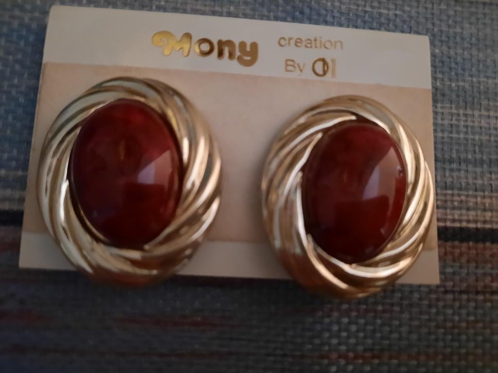 Vintage oorbellen, Handtassen en Accessoires, Oorbellen, Ophalen of Verzenden, Nieuw, Goud, Goud