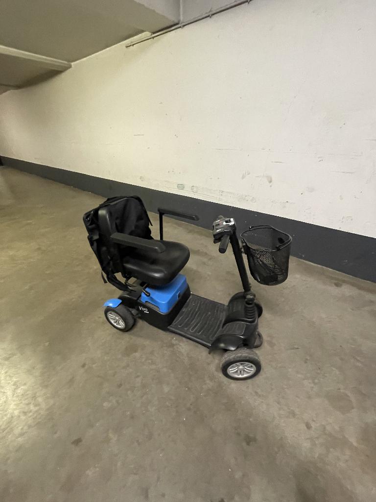 Scooter PMR Vivo+ Life-mobility comme neuf – 870€ vivo +, Auto's, Overige Auto's, Particulier, Te koop