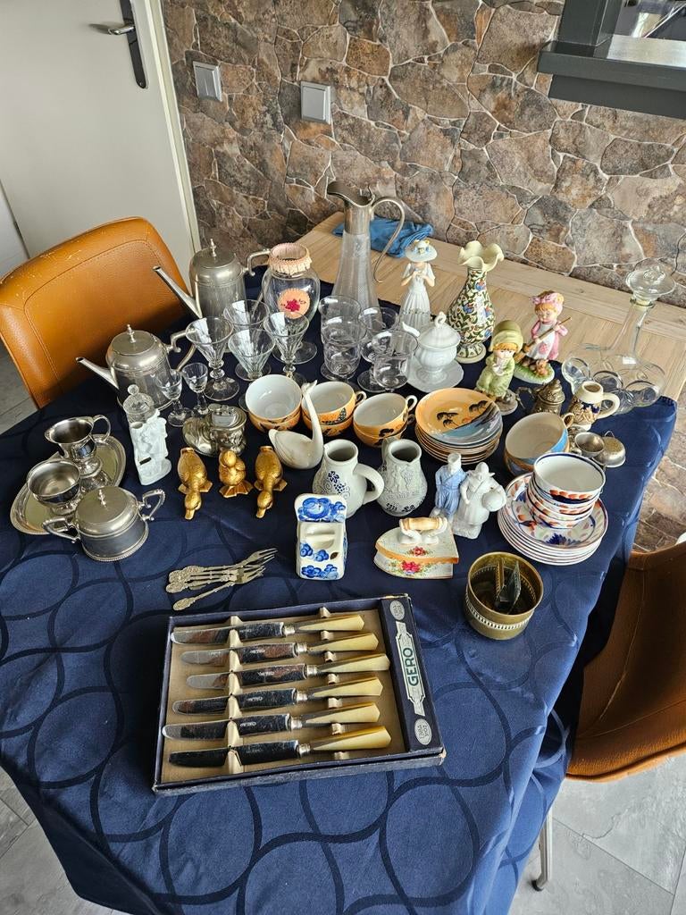 Antiek / Vintage verzameling van oma., Ophalen