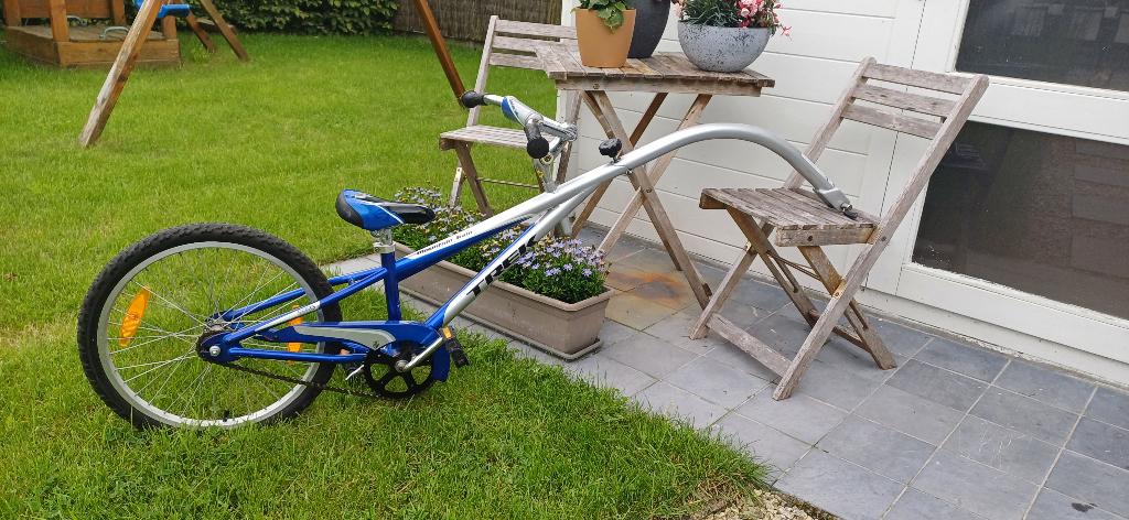 Aangangfiets Trek, Fietsen en Brommers, Fietsaccessoires | Aanhangwagens en Karren, Gebruikt, Aanhangfiets, 20 tot 40 kg, Opvouwbaar