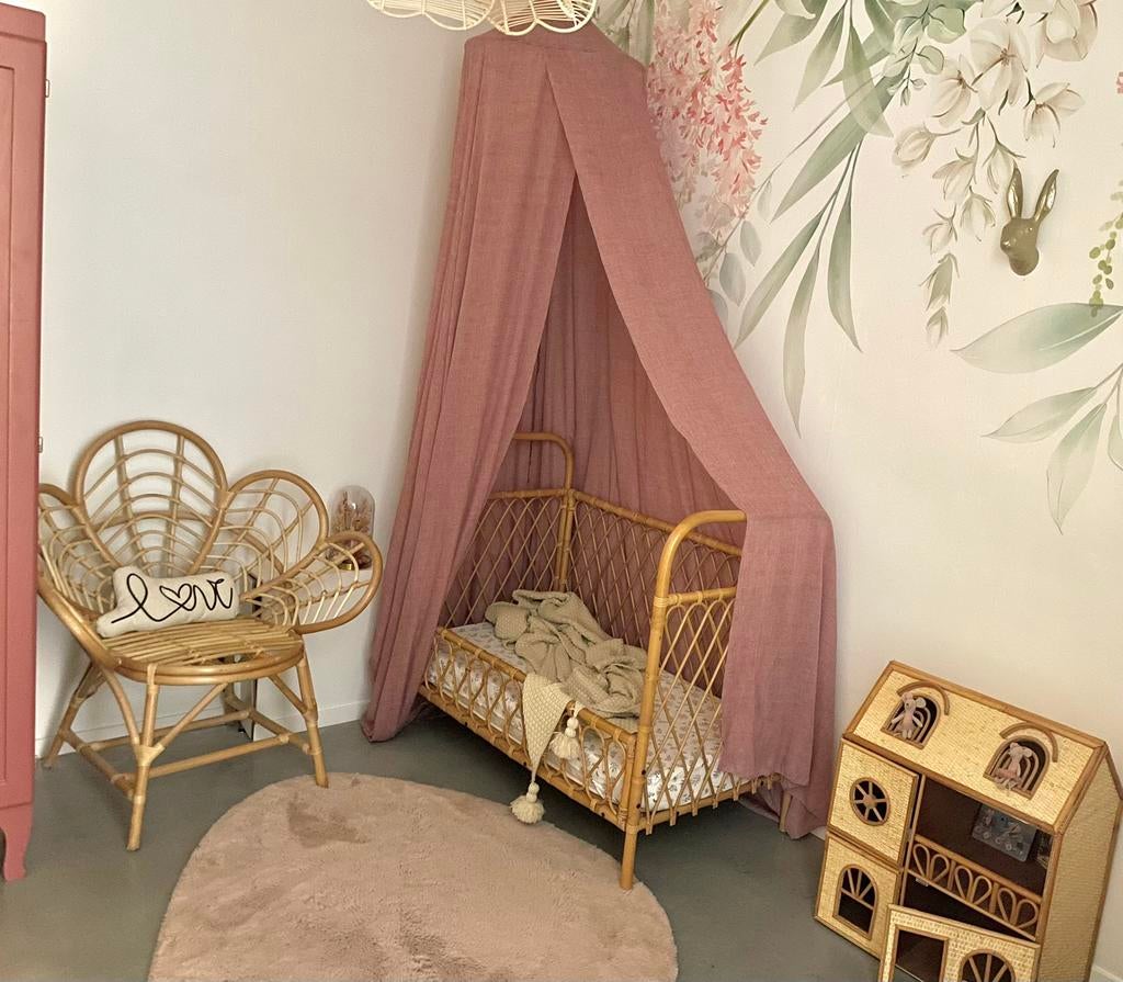 Prachtig bamboe ledikant-peuterbed van Yumi Baby incl matras, Kinderen en Baby's, Zo goed als nieuw, Minder dan 140 cm, Minder dan 70 cm