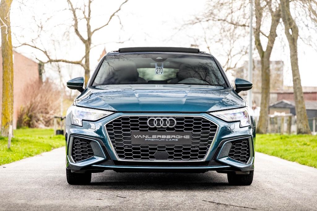 Audi A3 Sportback 40 TFSI e S-Line * Pano * ACC * Trekhaak, Auto's, Audi, Stof, 4 cilinders, 5 deurs, Hybride Elektrisch/Benzine