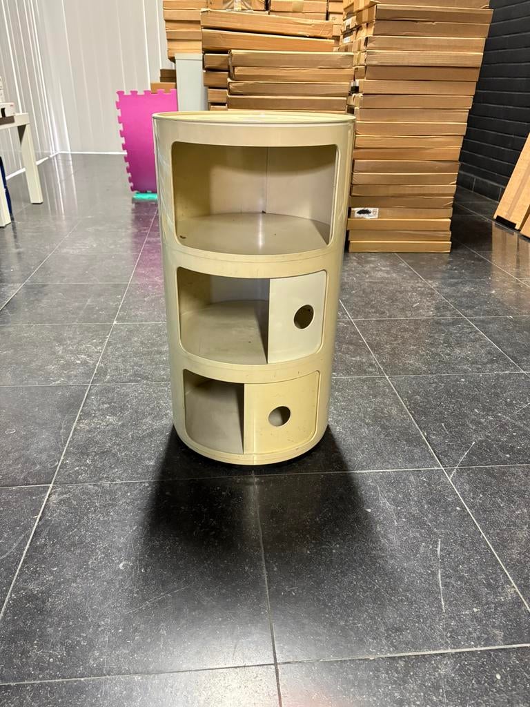 Kartell Componibili kastje, Ophalen