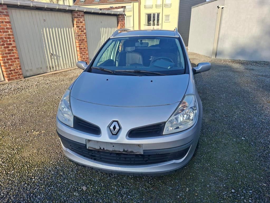Renault clio 1.5 dci, Autos, Argent ou Gris, Achat, Boîte manuelle, Noir