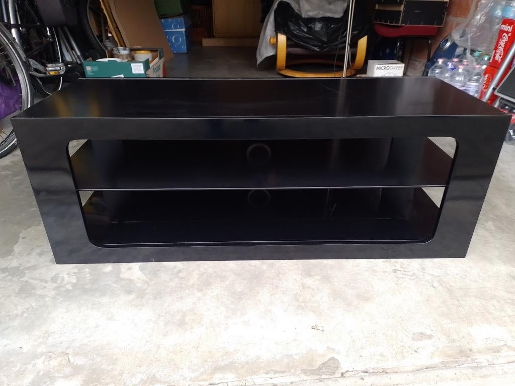 meuble TV., Enlèvement