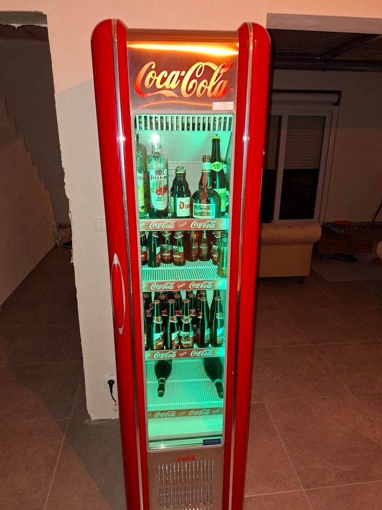 Coca cola retro frigo, Enlèvement