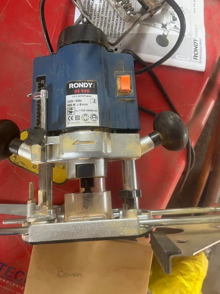 Bovenfrees Rondy voor onderdelen met nieuwe frezenset, Doe-het-zelf en Bouw, Gereedschap | Freesmachines, Ophalen, Zo goed als nieuw