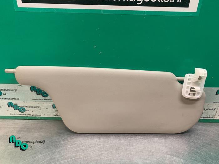 Pare-soleil d'un Renault Clio (Clio 3 06-), Renault, -, 3 mois de garantie, Utilisé