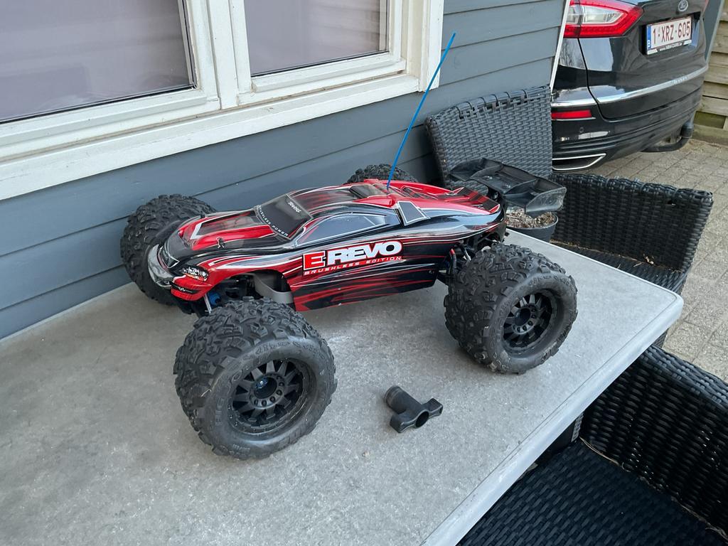 Traxxas E-revo brushless edition 6s, Enlèvement ou Envoi, Échelle 1:8, Voiture off road, Comme neuf