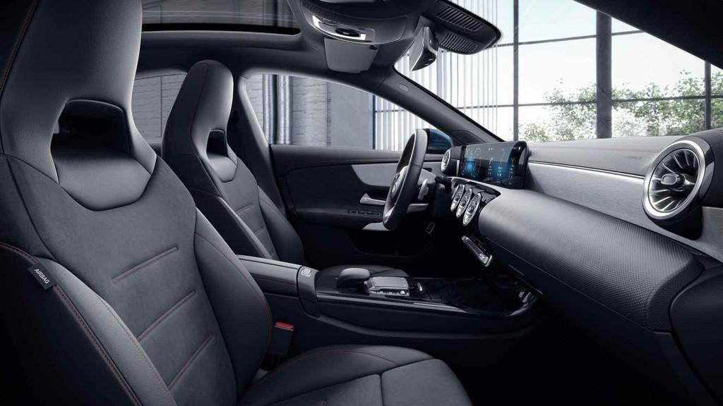 Mercedes-Benz CLA-Klasse 180 Coupé AMG Line (automatique), Autos, 100 kW, CLA, Achat, Entreprise