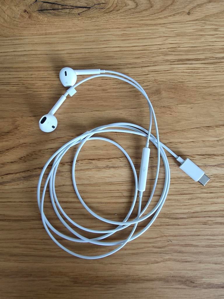 Apple EarPods (USB-C) neufs, TV, Hi-fi & Vidéo, Enlèvement ou Envoi, Neuf, Autres marques