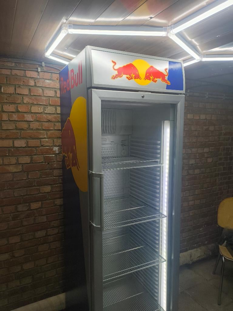 RedBull Koelkast, Ophalen, Zonder vriesvak, 200 liter of meer, 60 cm of meer