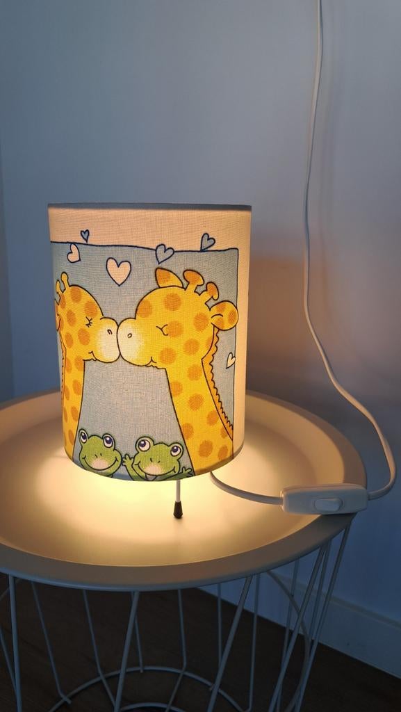 Kinderlampje, Huis en Inrichting, Ophalen, Rond, Zo goed als nieuw, Crème