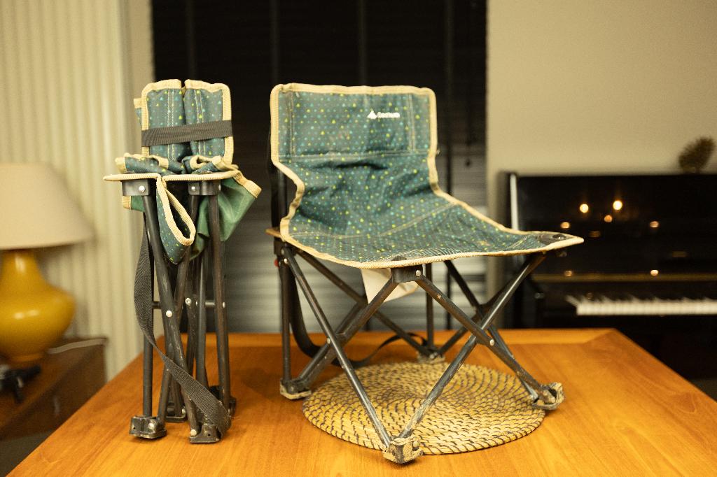 deux petites chaises pliante camping quechua enfant, Enlèvement ou Envoi, Neuf, Chaise de camping