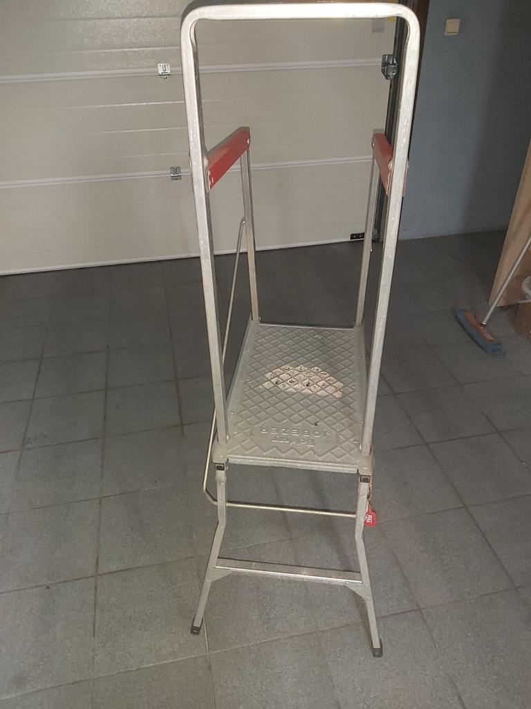 Trapladder, Doe-het-zelf en Bouw, Ladders en Trappen, Ophalen