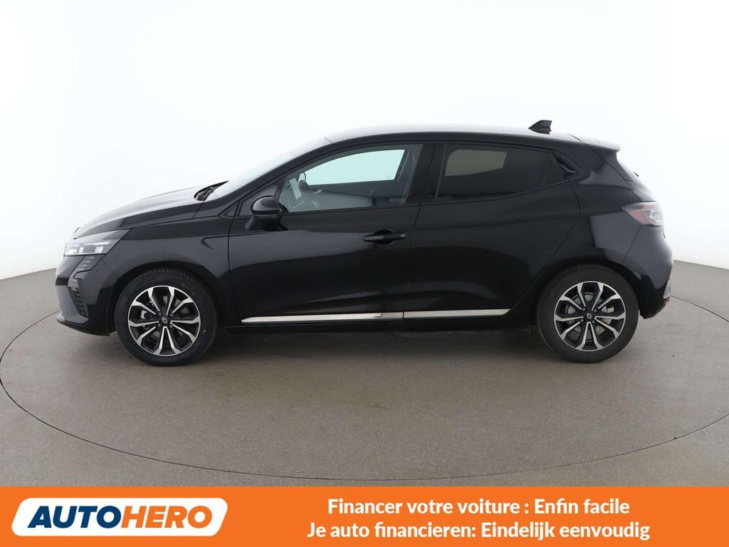 Renault Clio 1.6 Hybrid E-Tech Techno (bj 2024, automaat), Gebruikt, Zwart, 105 kW, 5 zetels
