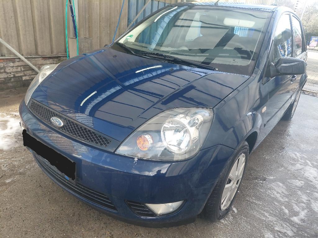 Ford Fiesta 1300 cc essence Climatisée, Achat, Boîte manuelle, Vitres électriques, 5 portes