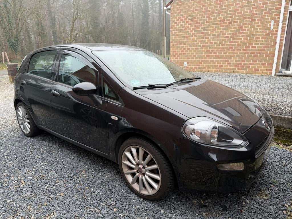 Fiat punto 1.3 m-jet 95pk, Auto's, Euro 5, Zwart, 5 deurs, Particulier