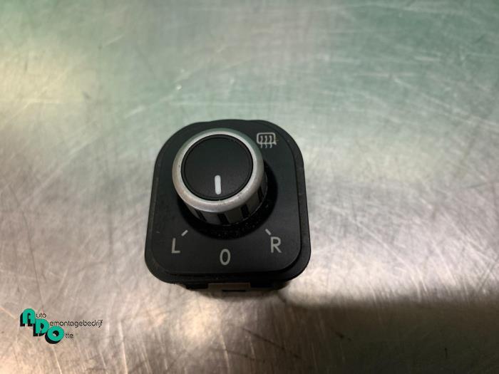 Commutateur rétroviseur d'un Volkswagen Golf (Golf 04-), Autos : Pièces & Accessoires, Tableau de bord & Interrupteurs, Volkswagen
