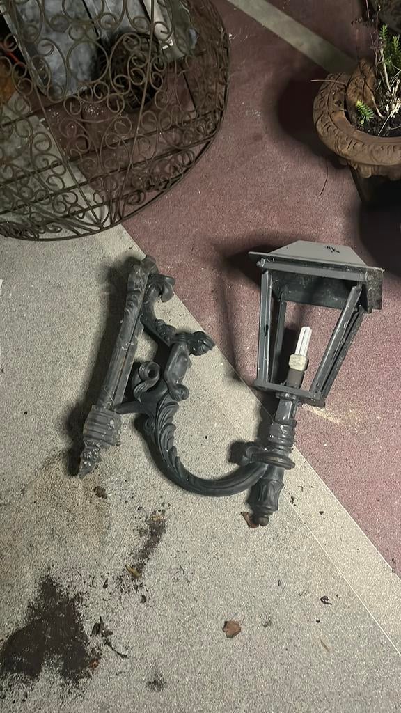 Grote gietijzeren wandlantaarn met zeemeermin H60, Verzamelen, Ophalen, Gebruikt