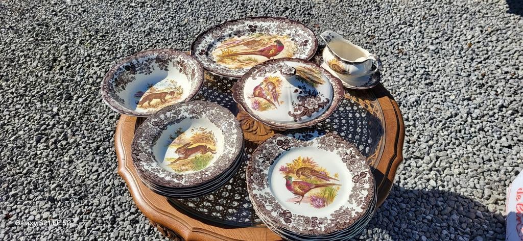 Service à vaisselle forestier, Enlèvement