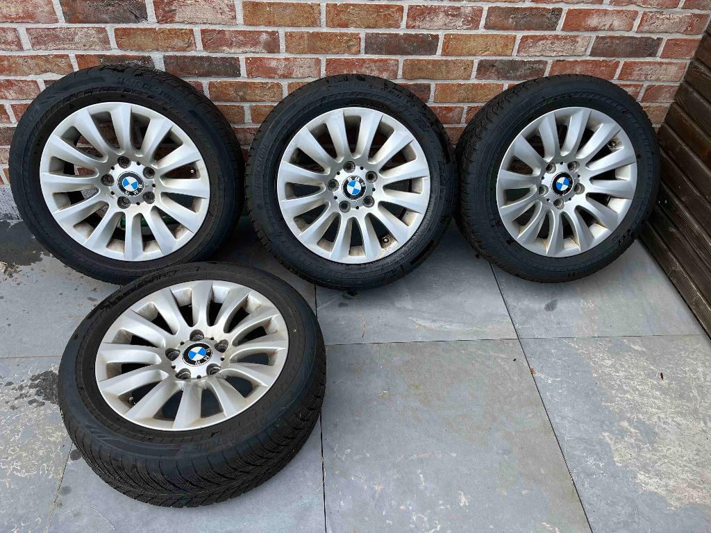 Jantes alu d’origine BMW avec pneus hiver – BMW Série 3 E90, Auto-onderdelen, Banden en Velgen, Ophalen, Gebruikt, 16 inch, Banden en Velgen
