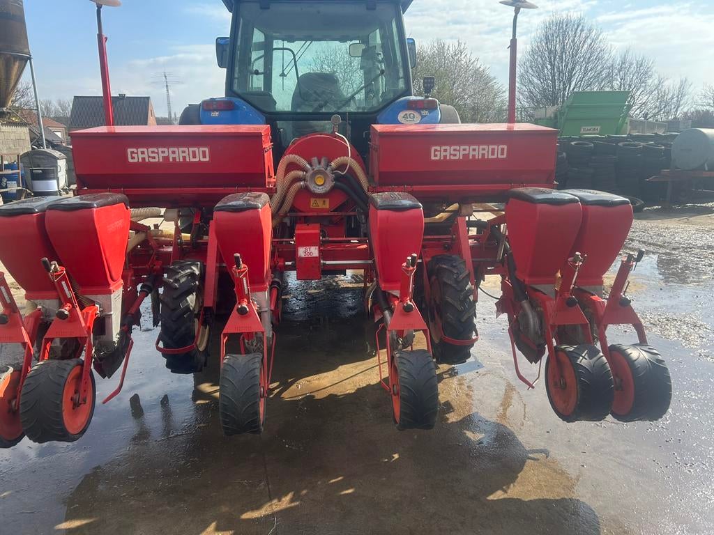 Semoir à maïs charrue decompacteur, Articles professionnels, Enlèvement, Cultures, Labour