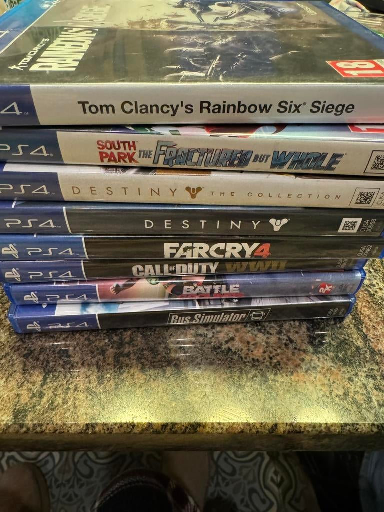 Jeux PS4, Enlèvement ou Envoi, Comme neuf