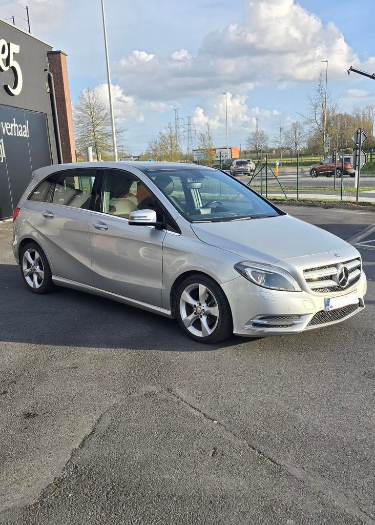 Mercedes Classe B 200 CDI 1800 CC, Autos, 100 kW, Achat, Boîte manuelle, Entretenue par le concessionnaire