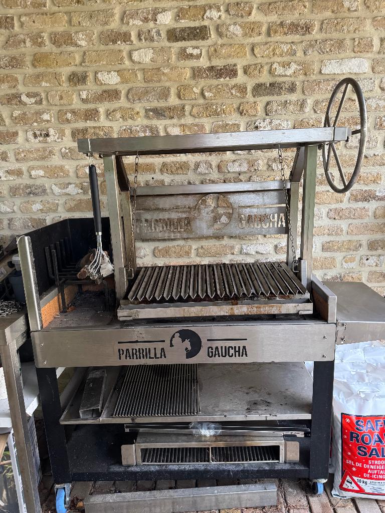 Parilla Assado BBQ, Ophalen, Gebruikt