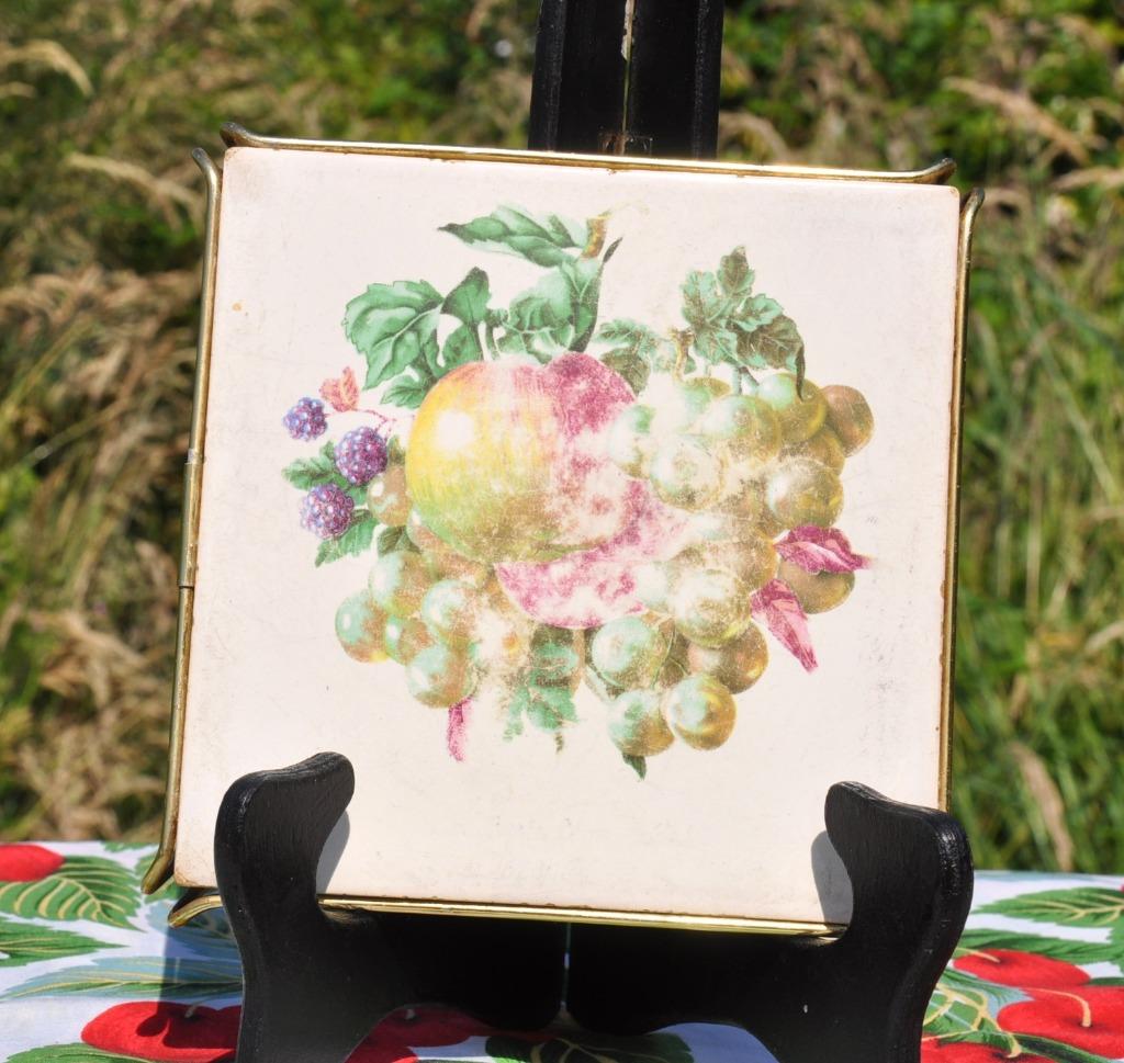 sous plat vintage carrelage avec support metal, Huis en Inrichting, Woonaccessoires | Onderzetters, Gebruikt, Pot of Pan, Ophalen of Verzenden